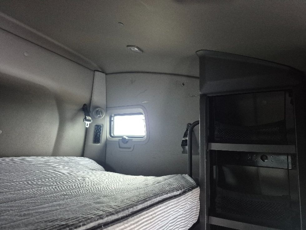 Sleeper Tractor-Heavy Duty Tractors-International-2023-LT625-East Chicago-IN-629,672\n\t\tmiles-$ 39,750 - Image 23