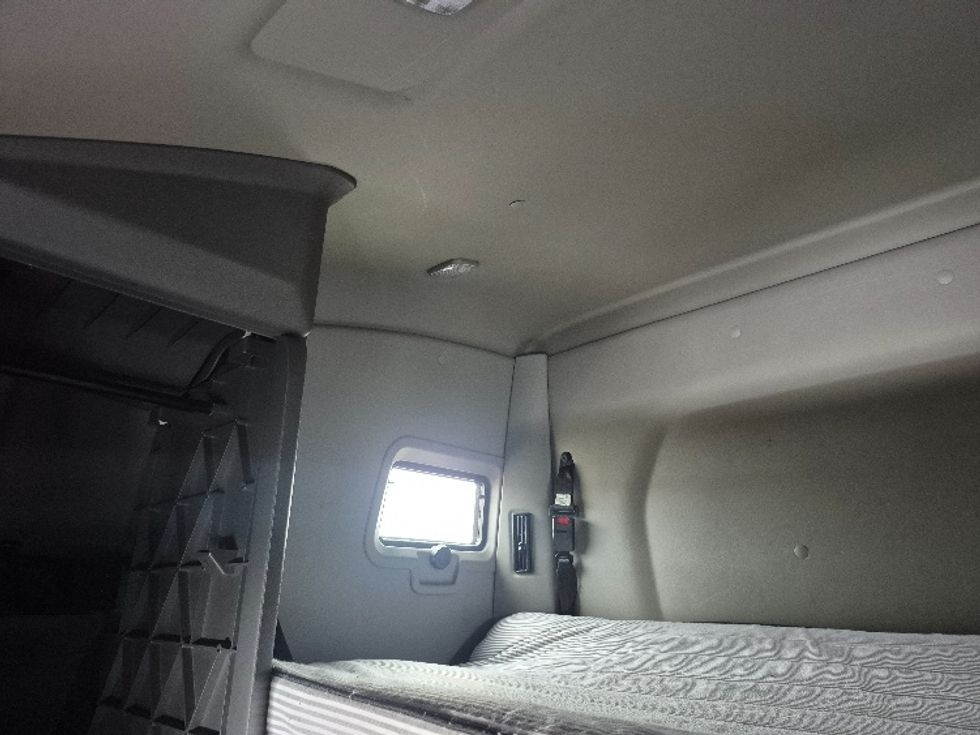 Sleeper Tractor-Heavy Duty Tractors-International-2023-LT625-East Chicago-IN-629,672\n\t\tmiles-$ 39,750 - Image 24