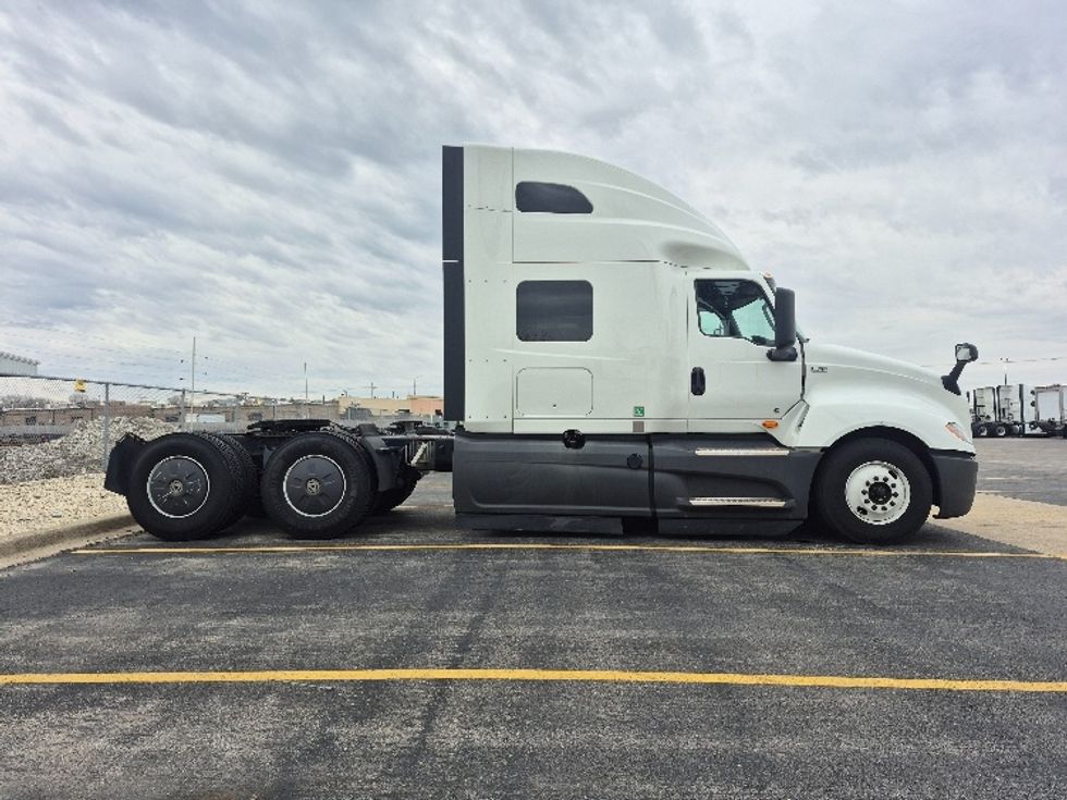 Sleeper Tractor-Heavy Duty Tractors-International-2023-LT625-East Chicago-IN-629,672\n\t\tmiles-$ 39,750 - Image 8