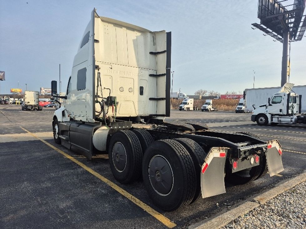Sleeper Tractor-Heavy Duty Tractors-International-2023-LT625-East Chicago-IN-631,964\n\t\tmiles-$ 42,500 - Image 5