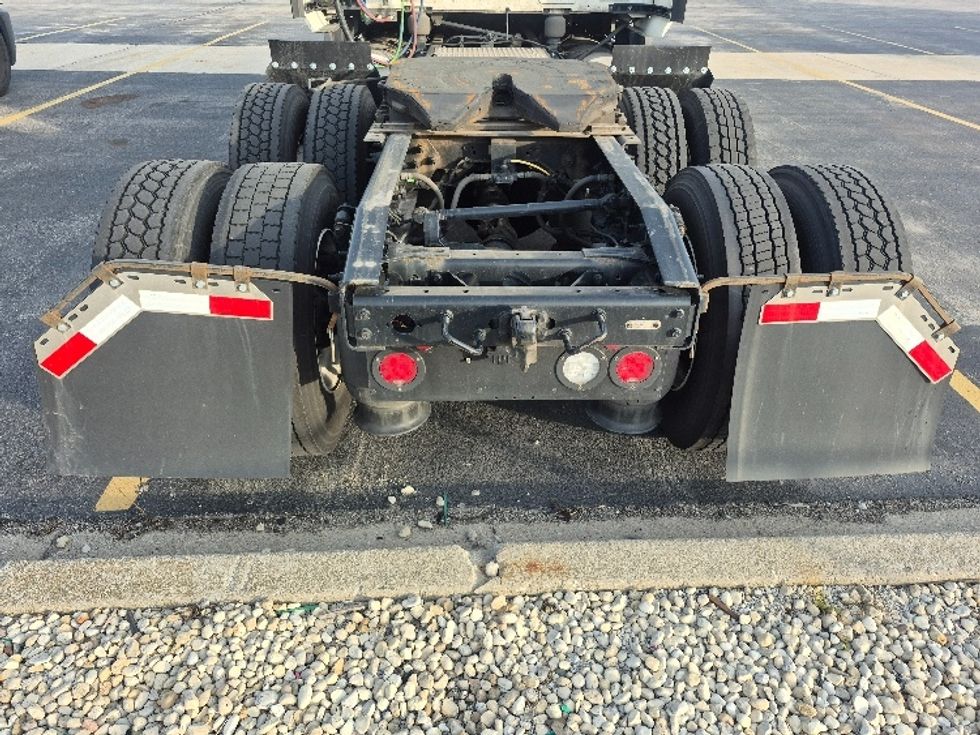 Sleeper Tractor-Heavy Duty Tractors-International-2023-LT625-East Chicago-IN-631,964\n\t\tmiles-$ 42,500 - Image 6