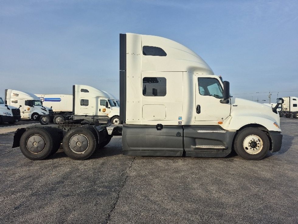 Sleeper Tractor-Heavy Duty Tractors-International-2023-LT625-East Chicago-IN-631,964\n\t\tmiles-$ 42,500 - Image 8