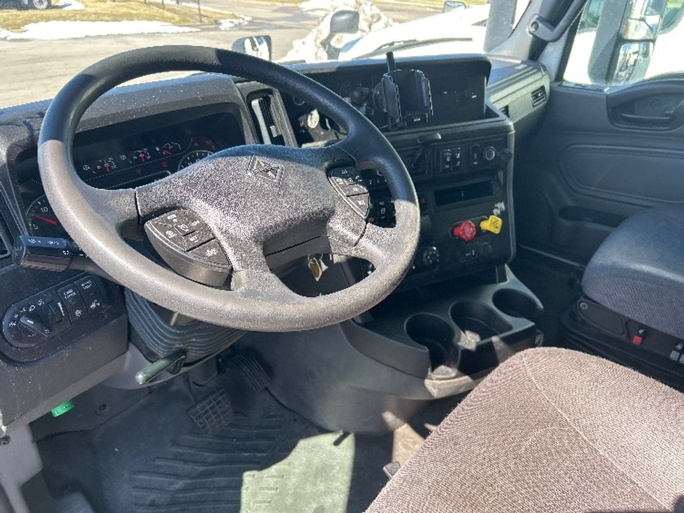 Sleeper Tractor-Heavy Duty Tractors-International-2023-LT625-East Chicago-IN-666,510\n\t\tmiles-$ 39,250 - Image 10