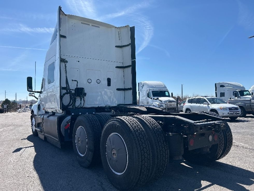 Sleeper Tractor-Heavy Duty Tractors-International-2023-LT625-East Chicago-IN-666,510\n\t\tmiles-$ 39,250 - Image 5