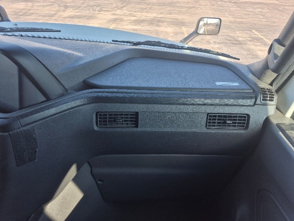 Sleeper Tractor-Heavy Duty Tractors-International-2023-LT625-East Chicago-IN-678,878\n\t\tmiles-$ 38,250 - Image 14