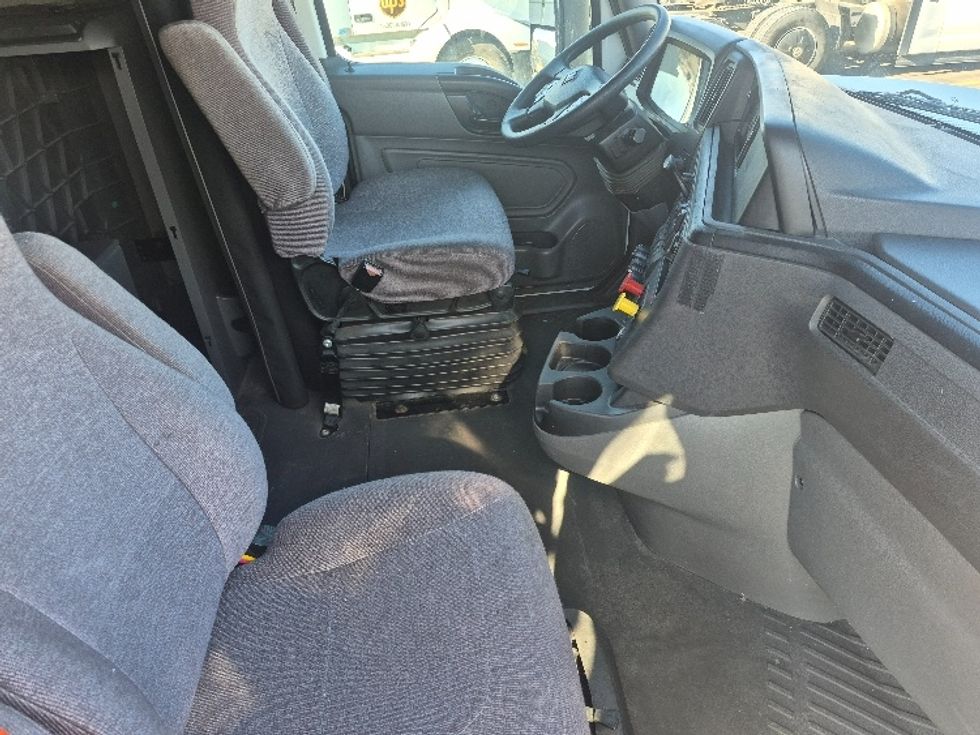 Sleeper Tractor-Heavy Duty Tractors-International-2023-LT625-East Chicago-IN-678,878\n\t\tmiles-$ 38,250 - Image 15