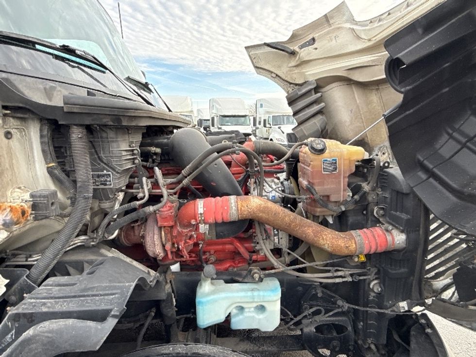 Sleeper Tractor-Heavy Duty Tractors-International-2023-LT625-East Chicago-IN-684,696\n\t\tmiles-$ 37,500 - Image 20