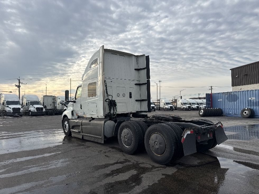 Sleeper Tractor-Heavy Duty Tractors-International-2023-LT625-East Chicago-IN-684,696\n\t\tmiles-$ 37,500 - Image 5