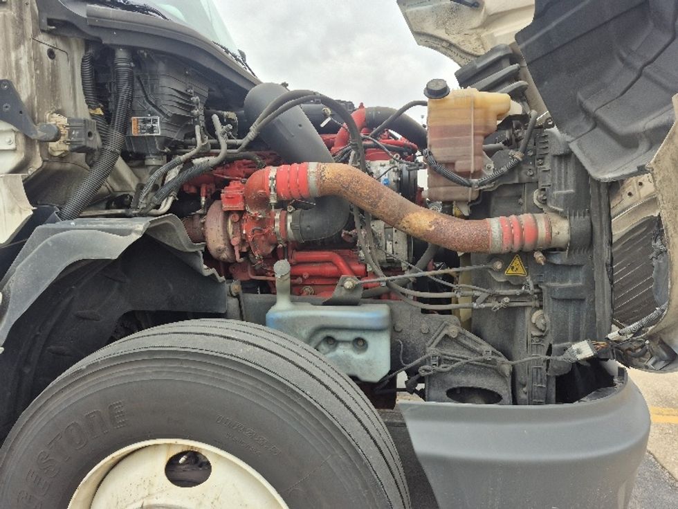 Sleeper Tractor-Heavy Duty Tractors-International-2023-LT625-East Chicago-IN-692,544\n\t\tmiles-$ 37,000 - Image 21