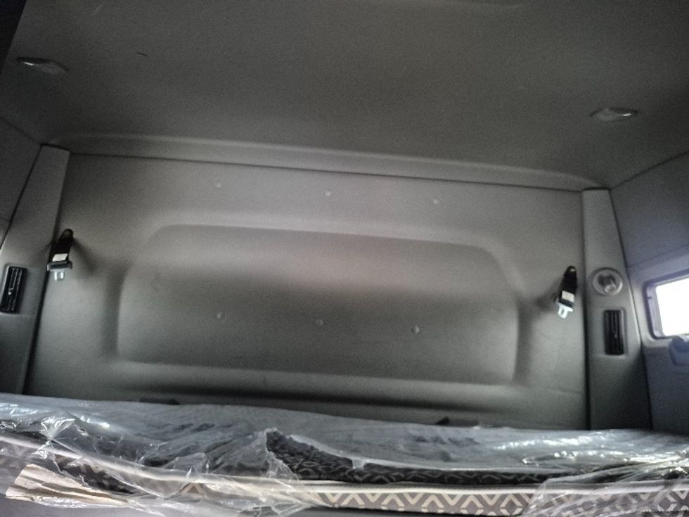 Sleeper Tractor-Heavy Duty Tractors-International-2023-LT625-East Chicago-IN-692,544\n\t\tmiles-$ 37,000 - Image 22