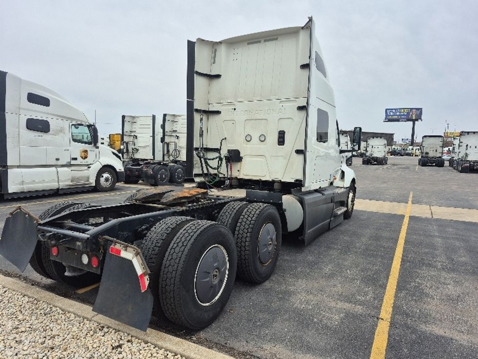 Sleeper Tractor-Heavy Duty Tractors-International-2023-LT625-East Chicago-IN-692,544\n\t\tmiles-$ 37,000 - Image 7