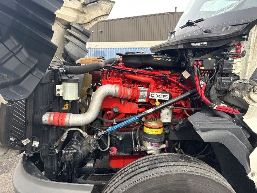 Sleeper Tractor-Heavy Duty Tractors-International-2023-LT625-East Chicago-IN-697,827\n\t\tmiles-$ 36,500 - Image 20