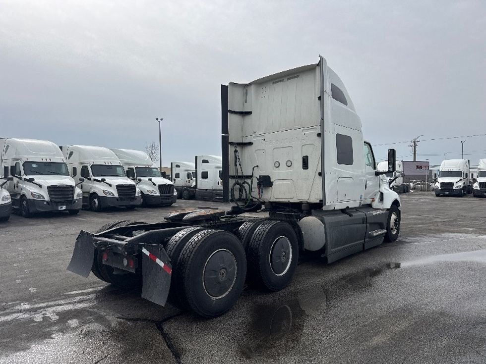 Sleeper Tractor-Heavy Duty Tractors-International-2023-LT625-East Chicago-IN-697,827\n\t\tmiles-$ 36,500 - Image 7