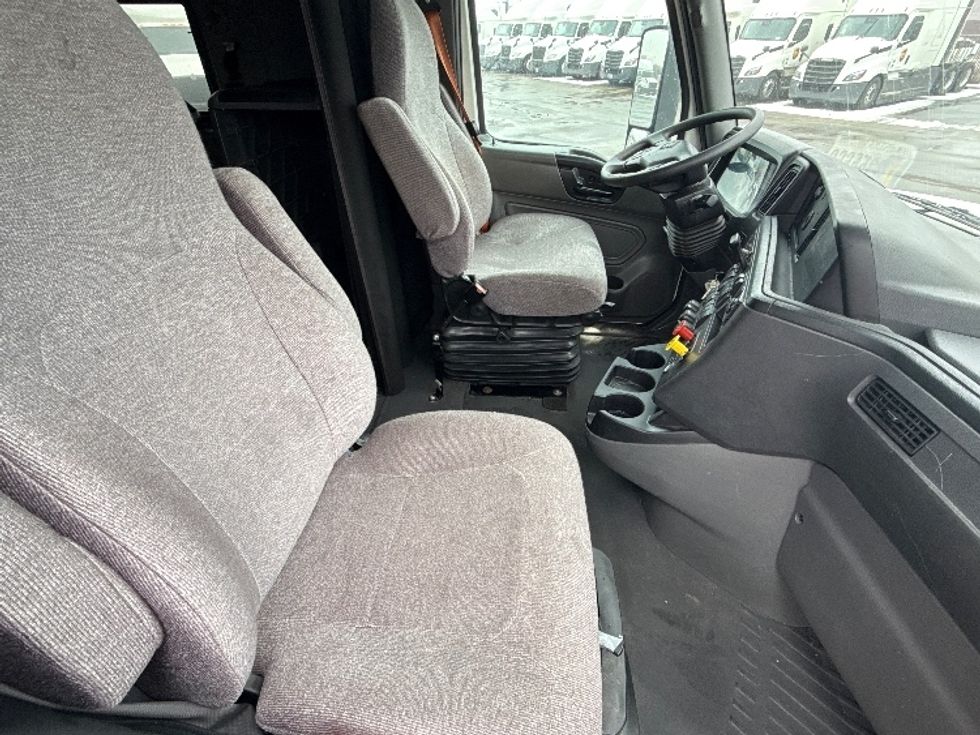 Sleeper Tractor-Heavy Duty Tractors-International-2023-LT625-East Chicago-IN-698,286\n\t\tmiles-$ 36,250 - Image 15