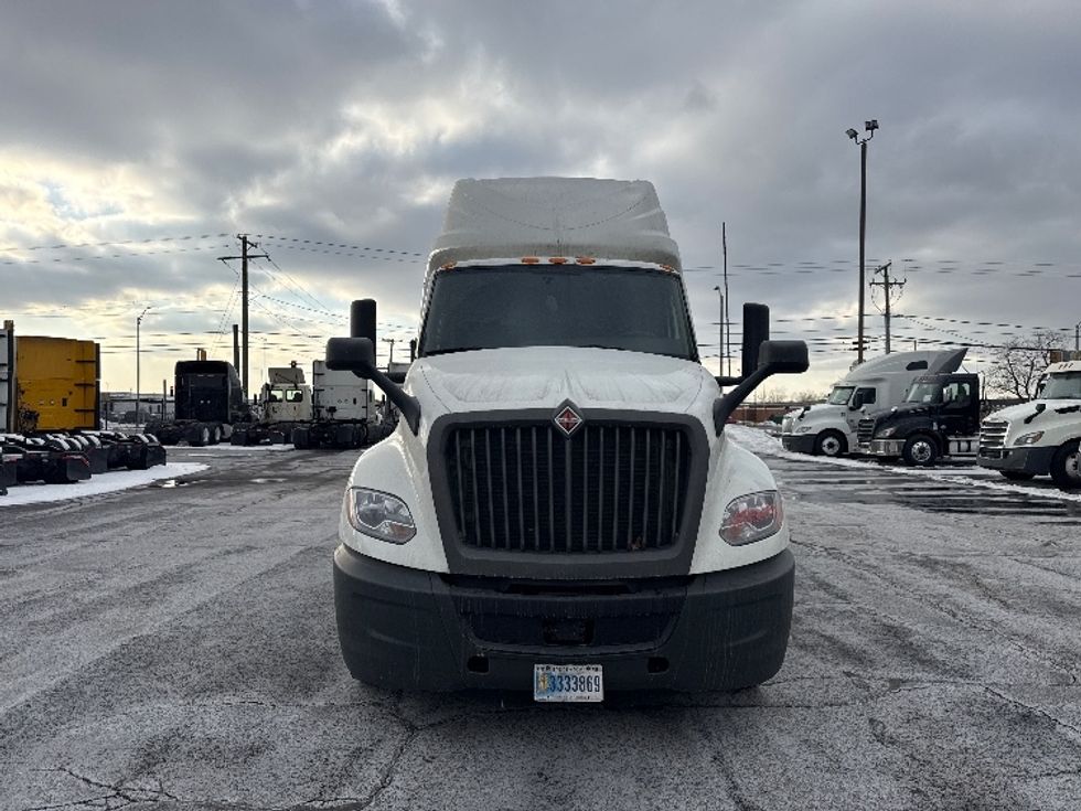 Sleeper Tractor-Heavy Duty Tractors-International-2023-LT625-East Chicago-IN-727,948\n\t\tmiles-$ 34,000 - Image 2