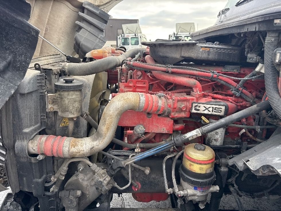 Sleeper Tractor-Heavy Duty Tractors-International-2023-LT625-East Chicago-IN-727,948\n\t\tmiles-$ 34,000 - Image 21