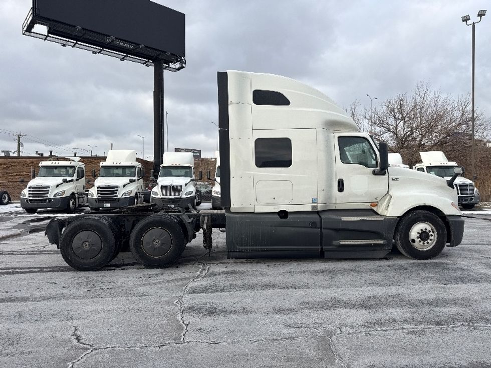 Sleeper Tractor-Heavy Duty Tractors-International-2023-LT625-East Chicago-IN-727,948\n\t\tmiles-$ 34,000 - Image 8