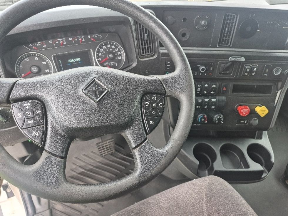 Sleeper Tractor-Heavy Duty Tractors-International-2023-LT625-East Chicago-IN-728,981\n\t\tmiles-$ 34,000 - Image 11