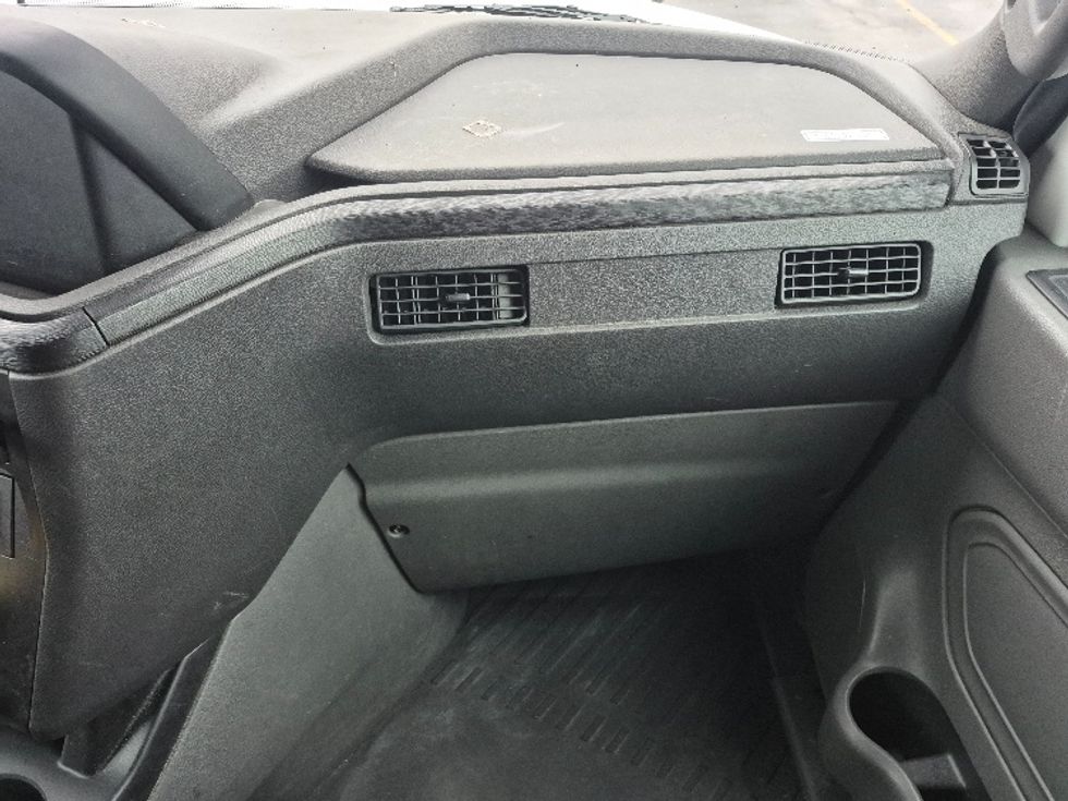 Sleeper Tractor-Heavy Duty Tractors-International-2023-LT625-East Chicago-IN-731,084\n\t\tmiles-$ 34,000 - Image 14