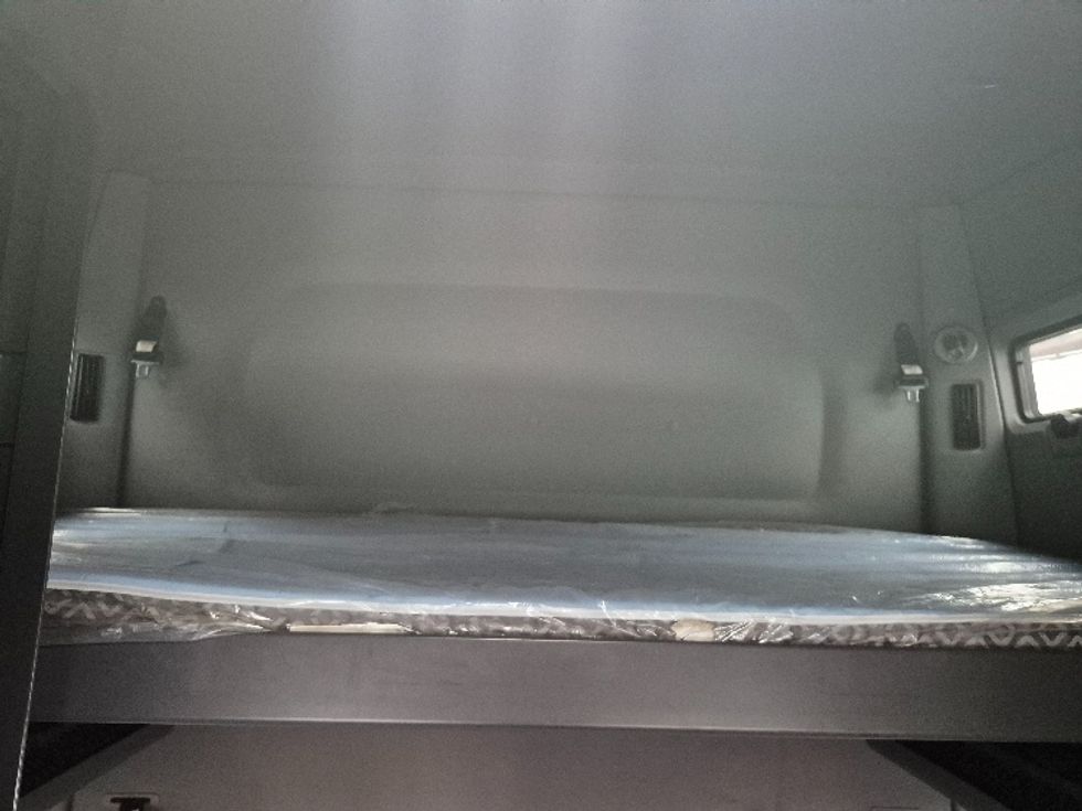 Sleeper Tractor-Heavy Duty Tractors-International-2023-LT625-East Chicago-IN-731,084\n\t\tmiles-$ 34,000 - Image 23