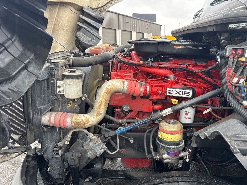 Sleeper Tractor-Heavy Duty Tractors-International-2023-LT625-East Chicago-IN-734,325\n\t\tmiles-$ 34,000 - Image 21