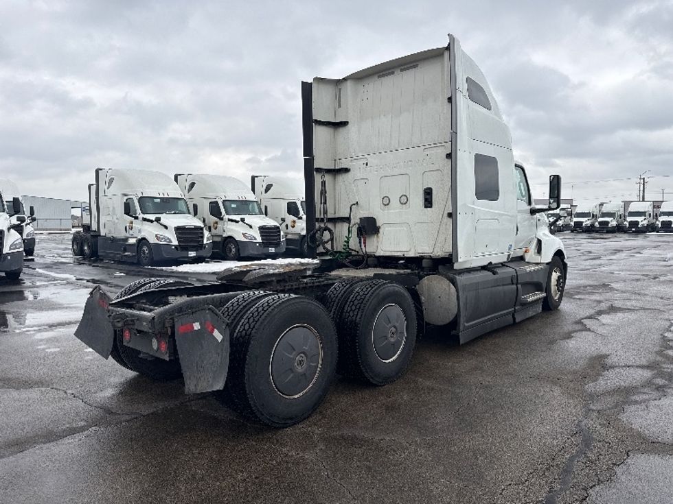 Sleeper Tractor-Heavy Duty Tractors-International-2023-LT625-East Chicago-IN-734,325\n\t\tmiles-$ 34,000 - Image 7