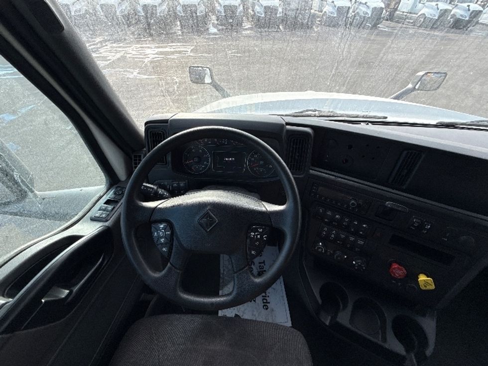 Sleeper Tractor-Heavy Duty Tractors-International-2023-LT625-East Chicago-IN-743,830\n\t\tmiles-$ 34,000 - Image 11