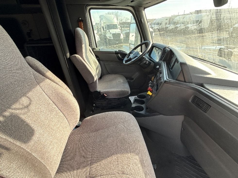 Sleeper Tractor-Heavy Duty Tractors-International-2023-LT625-East Chicago-IN-743,830\n\t\tmiles-$ 34,000 - Image 15