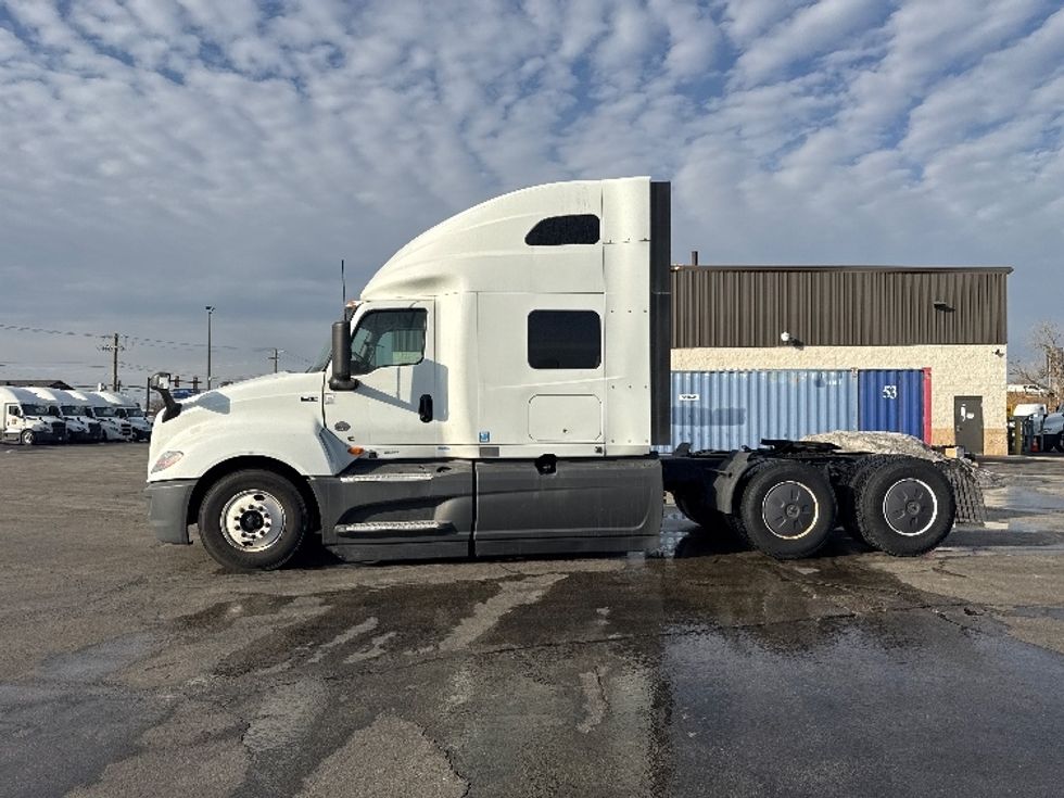 Sleeper Tractor-Heavy Duty Tractors-International-2023-LT625-East Chicago-IN-743,830\n\t\tmiles-$ 34,000 - Image 4