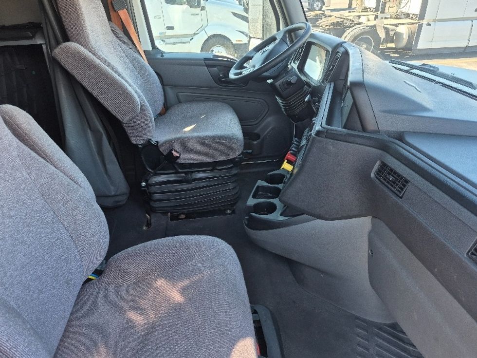 Sleeper Tractor-Heavy Duty Tractors-International-2023-LT625-East Chicago-IN-745,908\n\t\tmiles-$ 34,000 - Image 15