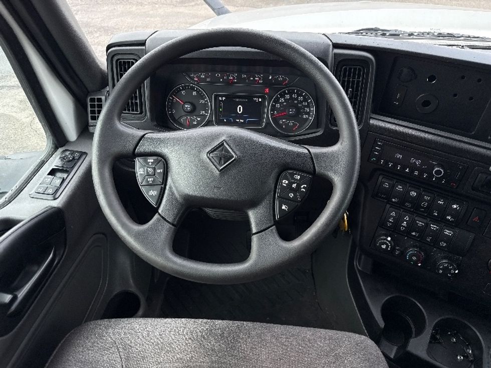 Sleeper Tractor-Heavy Duty Tractors-International-2023-LT625-East Chicago-IN-751,568\n\t\tmiles-$ 34,000 - Image 11