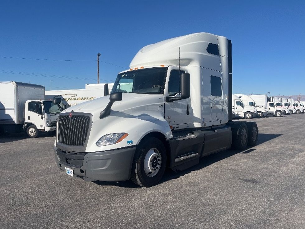 Sleeper Tractor-Heavy Duty Tractors-International-2023-LT625-El Paso-TX-798,240\n\t\tmiles-$ 34,750 - Image 3