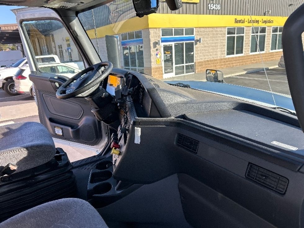 Sleeper Tractor-Heavy Duty Tractors-International-2023-LT625-Fontana-CA-511,277\n\t\tmiles-$ 61,750 - Image 15