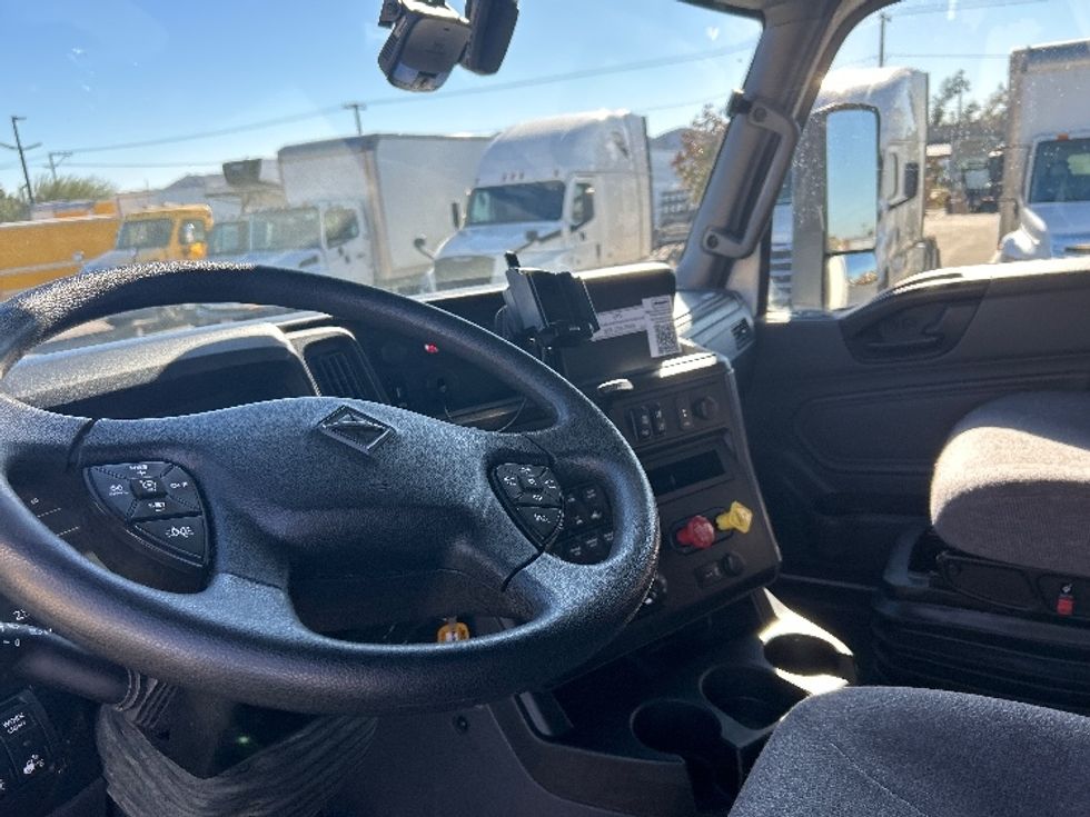 Sleeper Tractor-Heavy Duty Tractors-International-2023-LT625-Fontana-CA-512,936\n\t\tmiles-$ 63,750 - Image 9