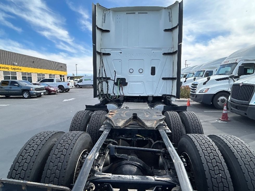 Sleeper Tractor-Heavy Duty Tractors-International-2023-LT625-Fontana-CA-535,015\n\t\tmiles-$ 59,000 - Image 6
