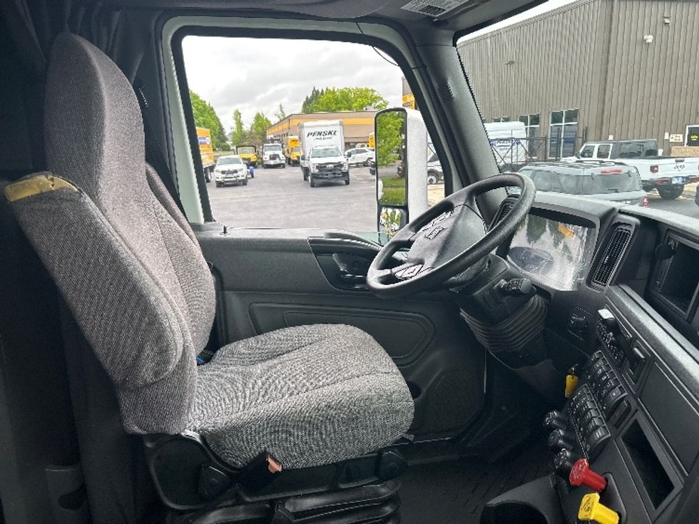 Sleeper Tractor-Heavy Duty Tractors-International-2023-LT625-Fontana-CA-546,351\n\t\tmiles-$ 73,750 - Image 15