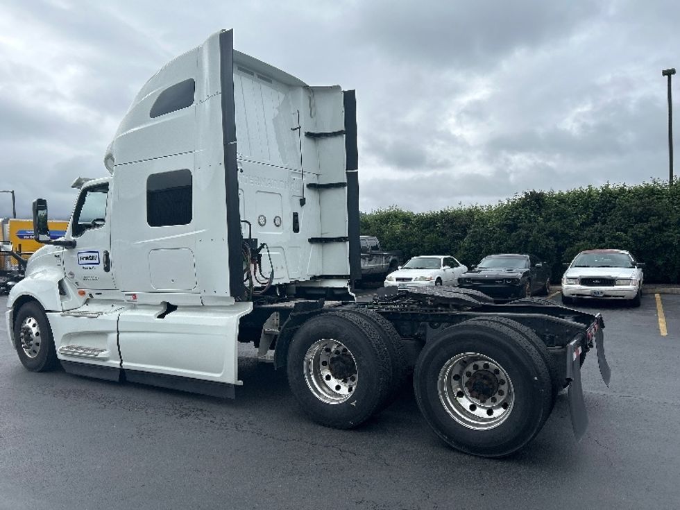 Sleeper Tractor-Heavy Duty Tractors-International-2023-LT625-Fontana-CA-546,351\n\t\tmiles-$ 73,750 - Image 5