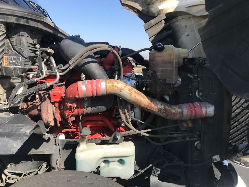 Sleeper Tractor-Heavy Duty Tractors-International-2023-LT625-Fontana-CA-552,029\n\t\tmiles-$ 77,250 - Image 20