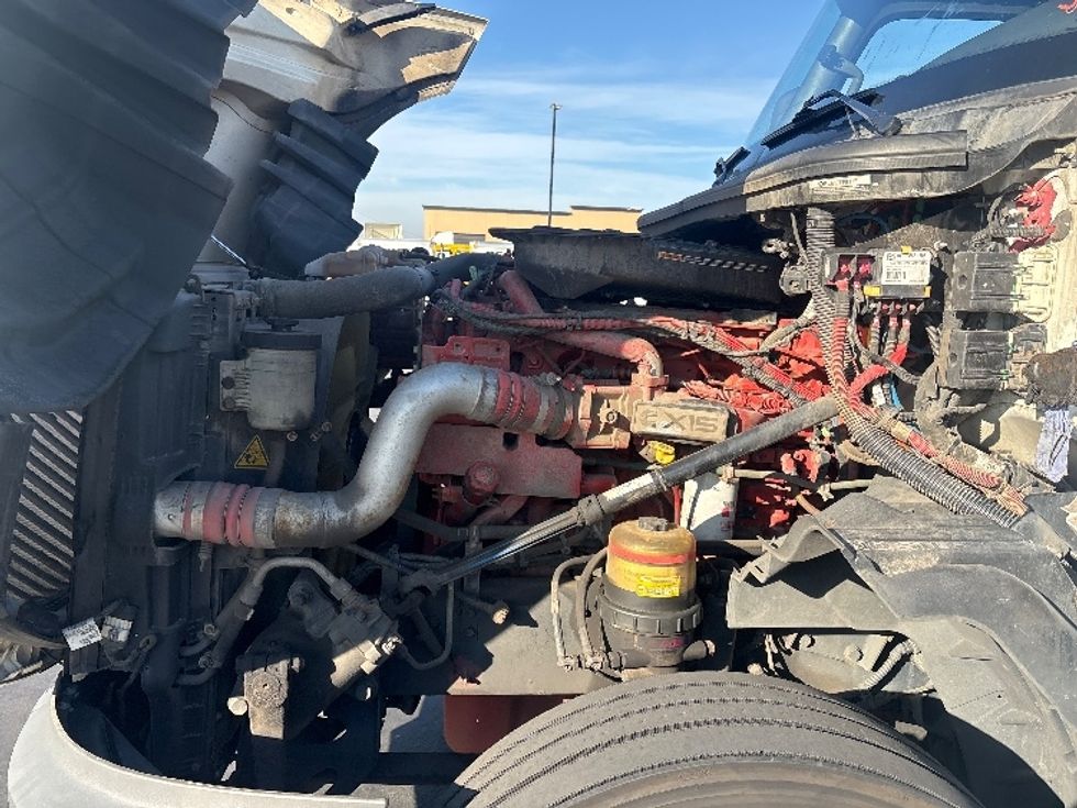 Sleeper Tractor-Heavy Duty Tractors-International-2023-LT625-Fontana-CA-617,245\n\t\tmiles-$ 52,500 - Image 21