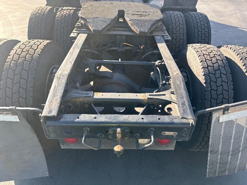 Sleeper Tractor-Heavy Duty Tractors-International-2023-LT625-Fontana-CA-617,245\n\t\tmiles-$ 52,500 - Image 6