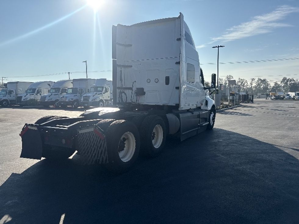 Sleeper Tractor-Heavy Duty Tractors-International-2023-LT625-Fontana-CA-617,245\n\t\tmiles-$ 52,500 - Image 7