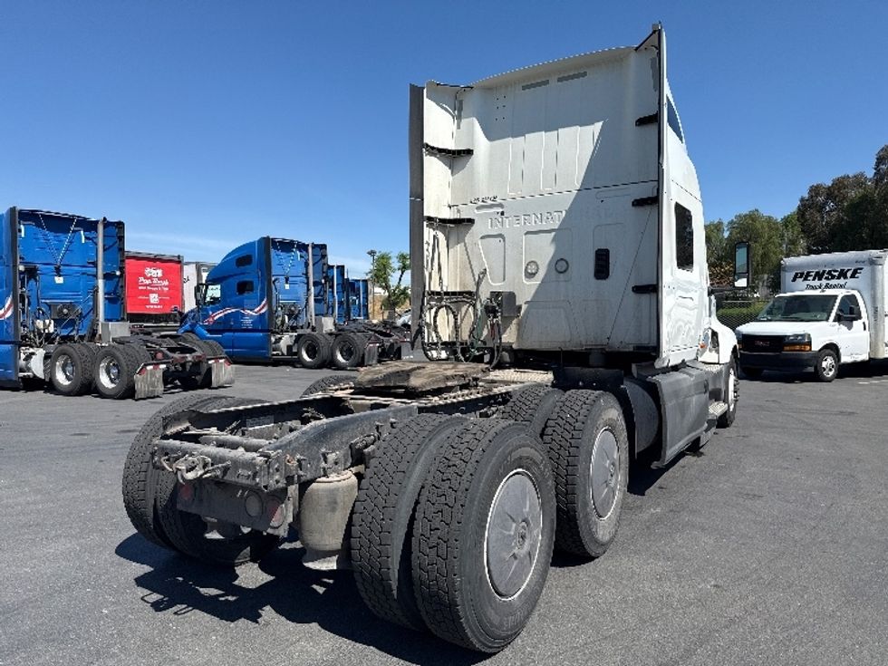 Sleeper Tractor-Heavy Duty Tractors-International-2023-LT625-Fontana-CA-627,086\n\t\tmiles-$ 49,000 - Image 7