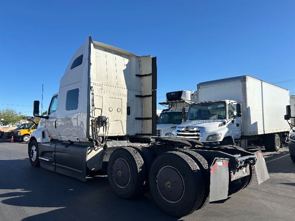 Sleeper Tractor-Heavy Duty Tractors-International-2023-LT625-Fontana-CA-632,316\n\t\tmiles-$ 48,500 - Image 5