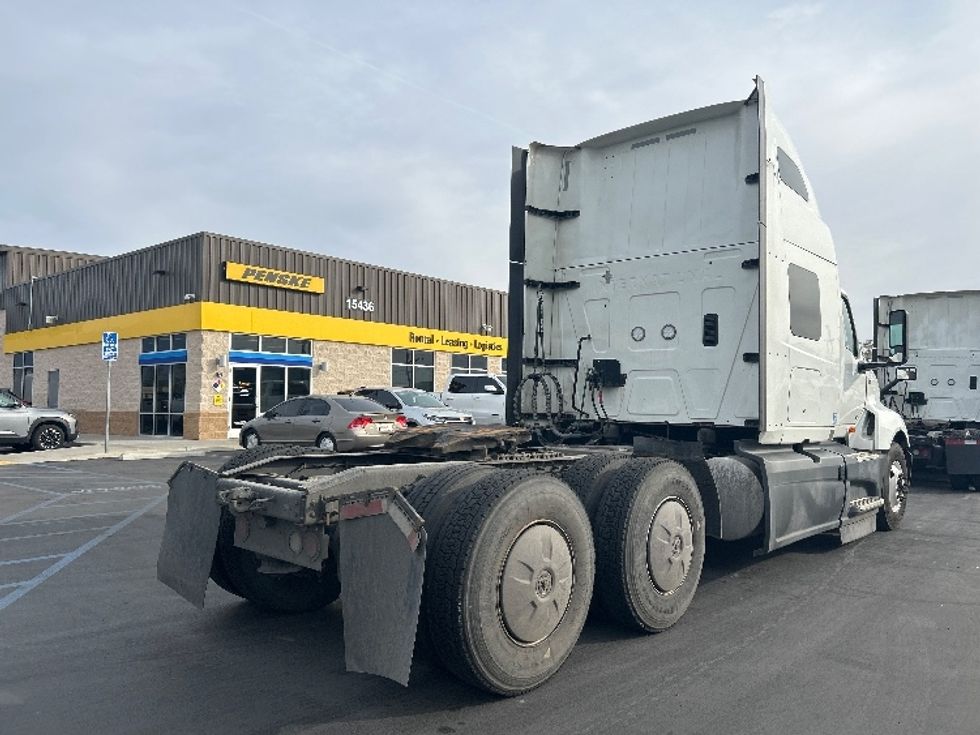 Sleeper Tractor-Heavy Duty Tractors-International-2023-LT625-Fontana-CA-692,062\n\t\tmiles-$ 42,000 - Image 7