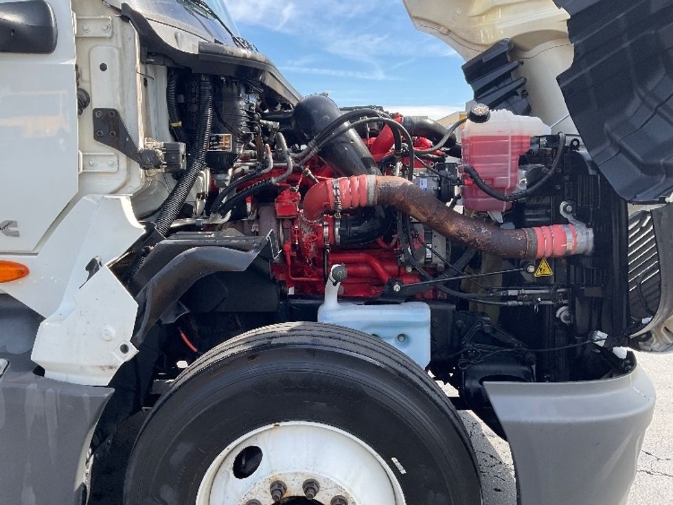 Sleeper Tractor-Heavy Duty Tractors-International-2023-LT625-Fontana-CA-733,426\n\t\tmiles-$ 37,500 - Image 20
