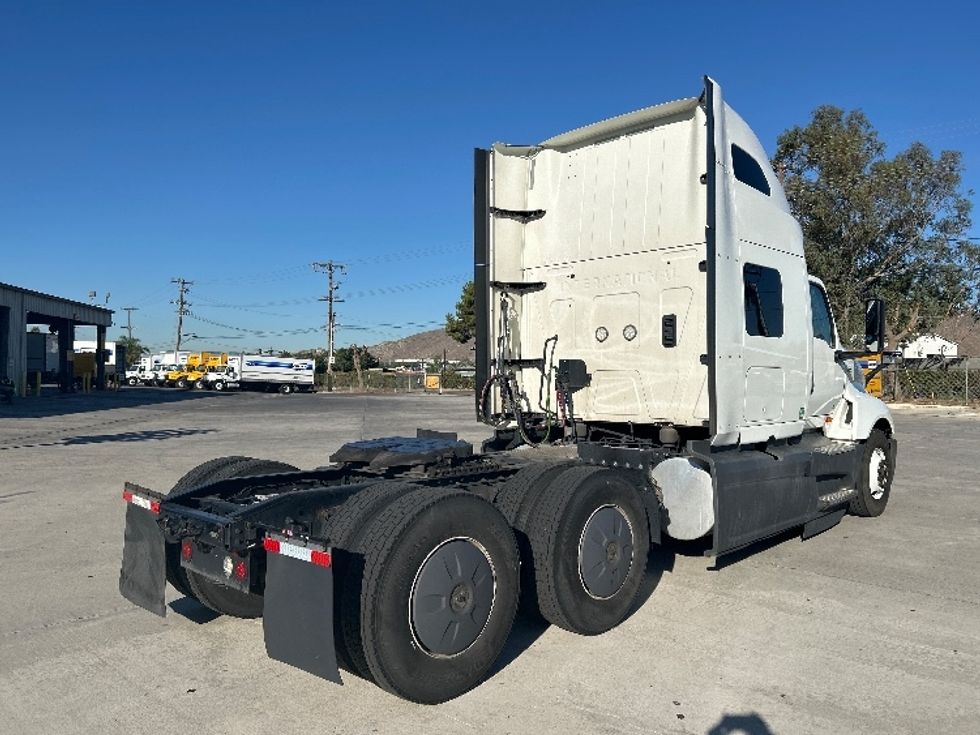 Sleeper Tractor-Heavy Duty Tractors-International-2023-LT625-Fontana-CA-759,753\n\t\tmiles-$ 40,500 - Image 7