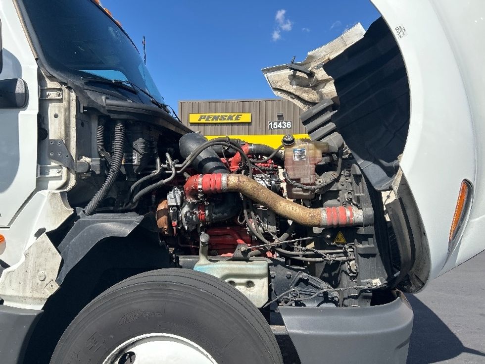 Sleeper Tractor-Heavy Duty Tractors-International-2023-LT625-Fontana-CA-775,426\n\t\tmiles-$ 35,250 - Image 20