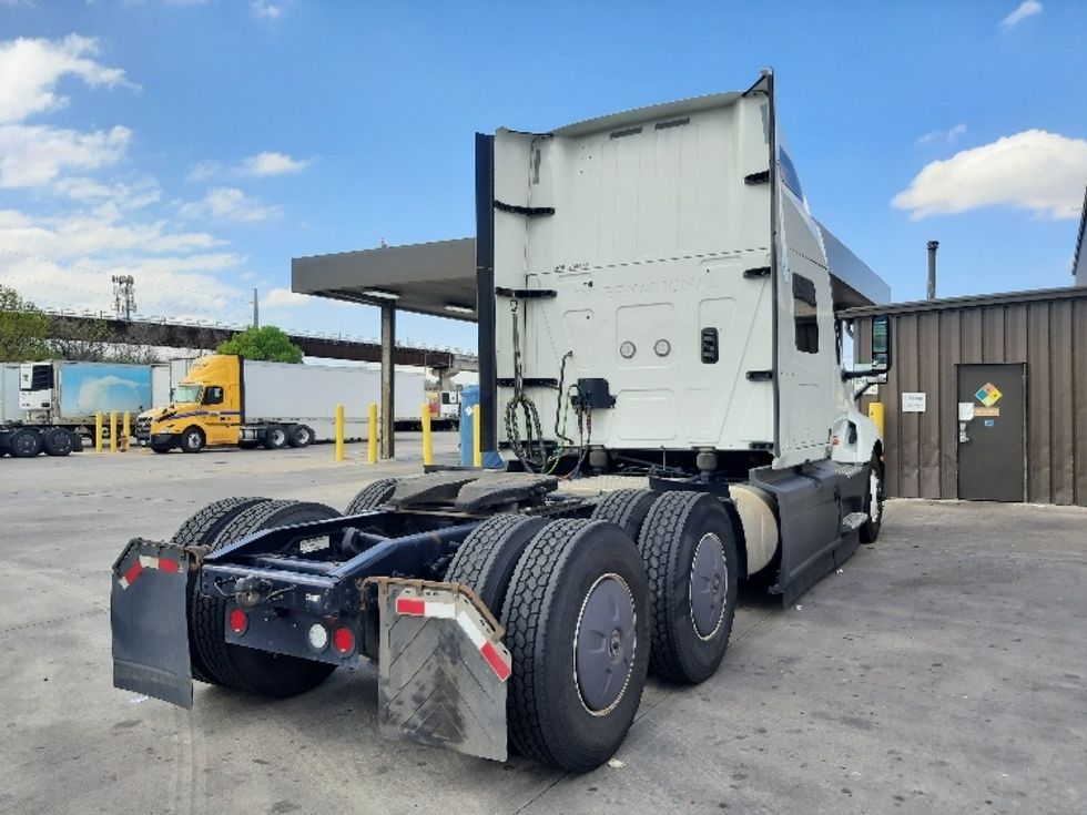 Sleeper Tractor-Heavy Duty Tractors-International-2023-LT625-Fort Worth-TX-550,875\n\t\tmiles-$ 55,250 - Image 7