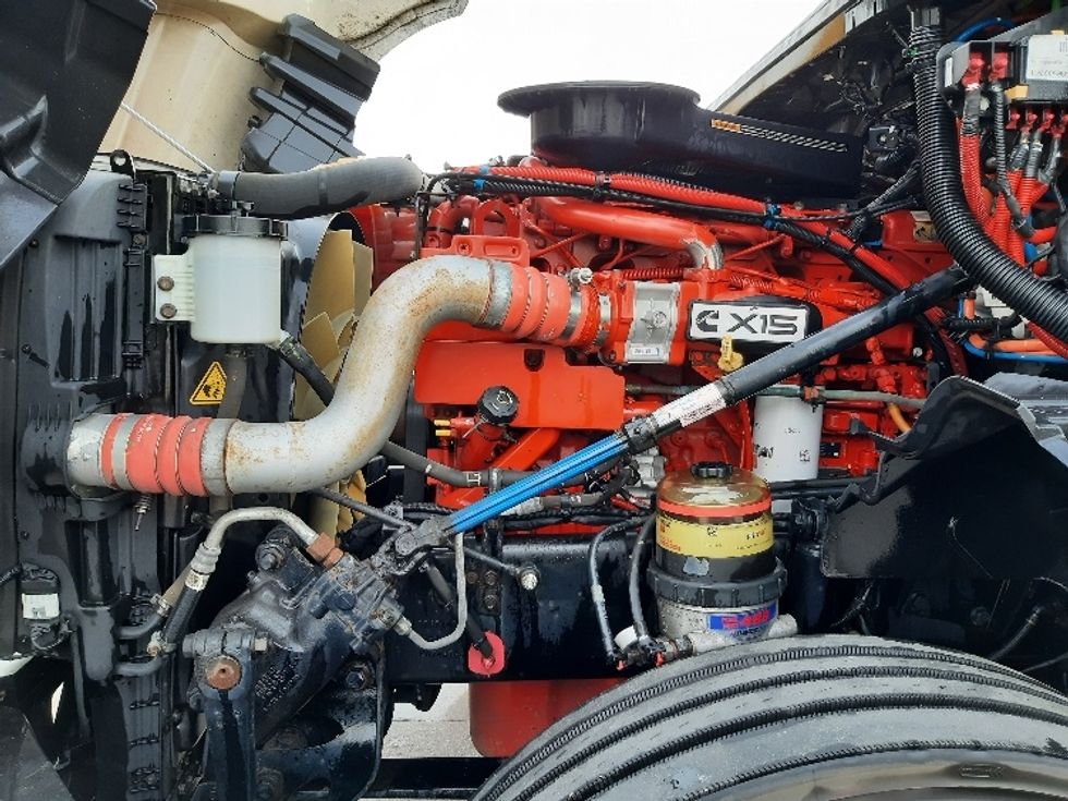 Sleeper Tractor-Heavy Duty Tractors-International-2023-LT625-Fort Worth-TX-563,903\n\t\tmiles-$ 55,250 - Image 21