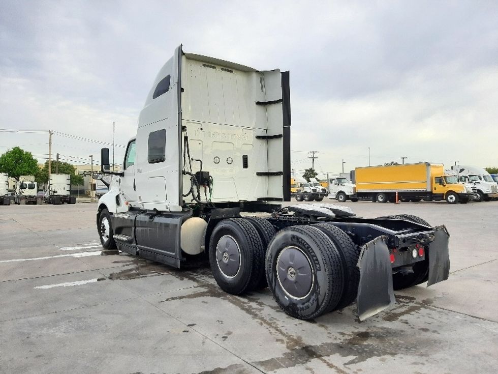 Sleeper Tractor-Heavy Duty Tractors-International-2023-LT625-Fort Worth-TX-563,903\n\t\tmiles-$ 55,250 - Image 5